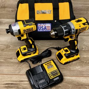 DeWalt Cordless 20v Brushless Drill / Driver with 2 batteries combo DCK283d2